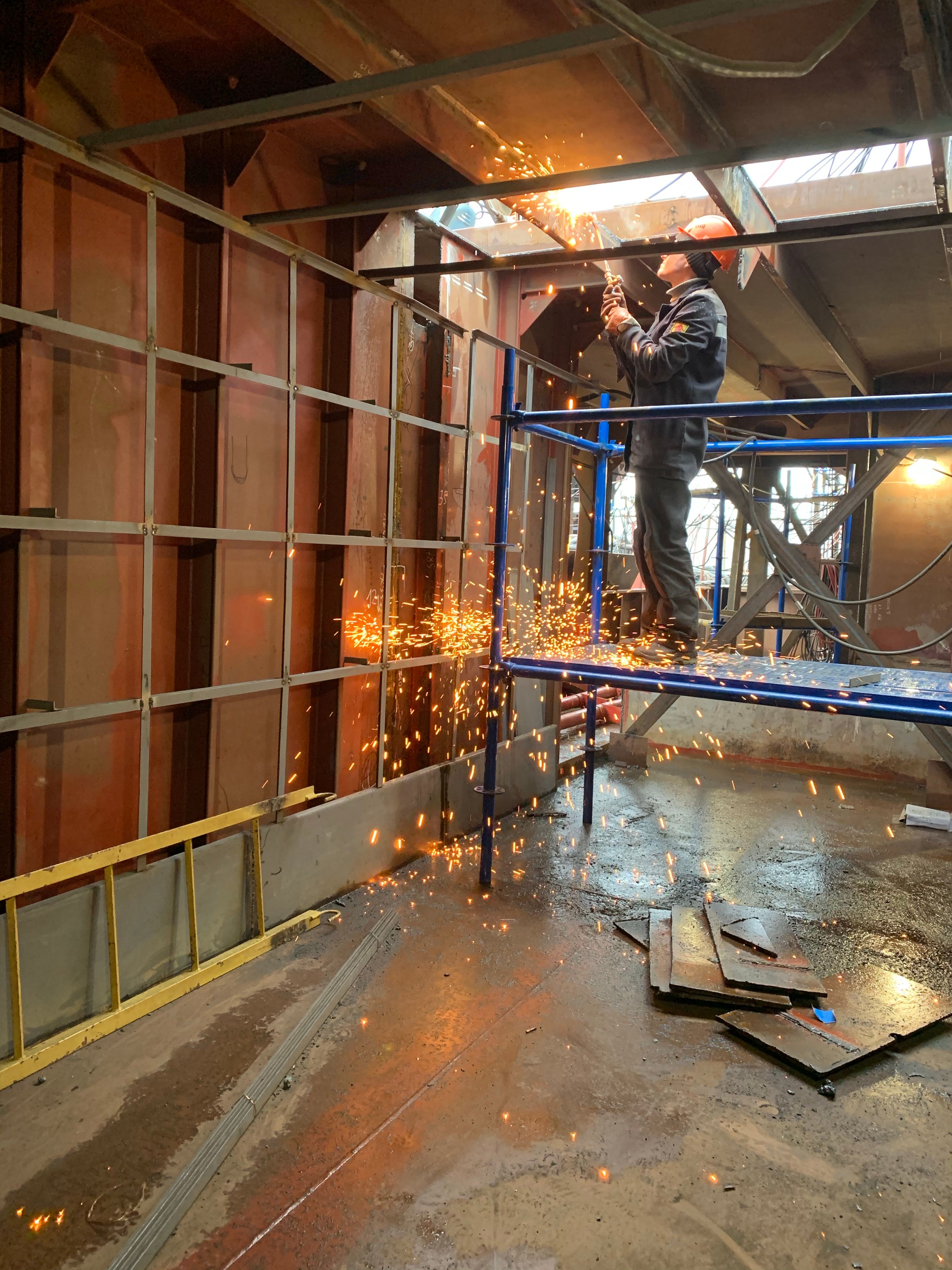Welded metal component with precision finish